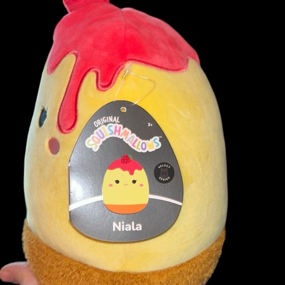 8-inch Niala the Strawberry Cheesecake Black Tag Select Series - Picture 2 of 9